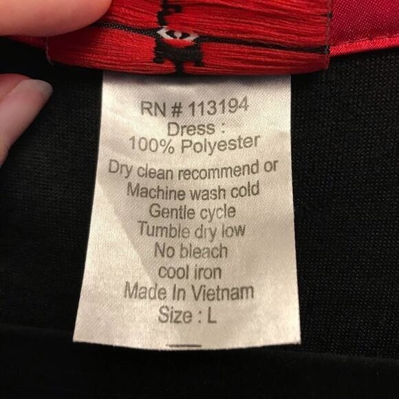 Incharacter Costumes L vampire queen red black maxi dress velvet Dress Only - Picture 6 of 13